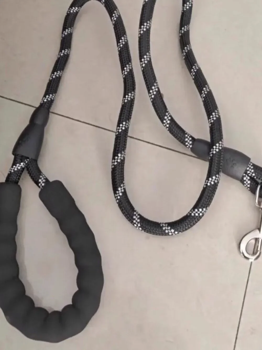 Brand New Heavy Duty Reflective Nylon Dog Leash 1.3m Thick Padded Handle